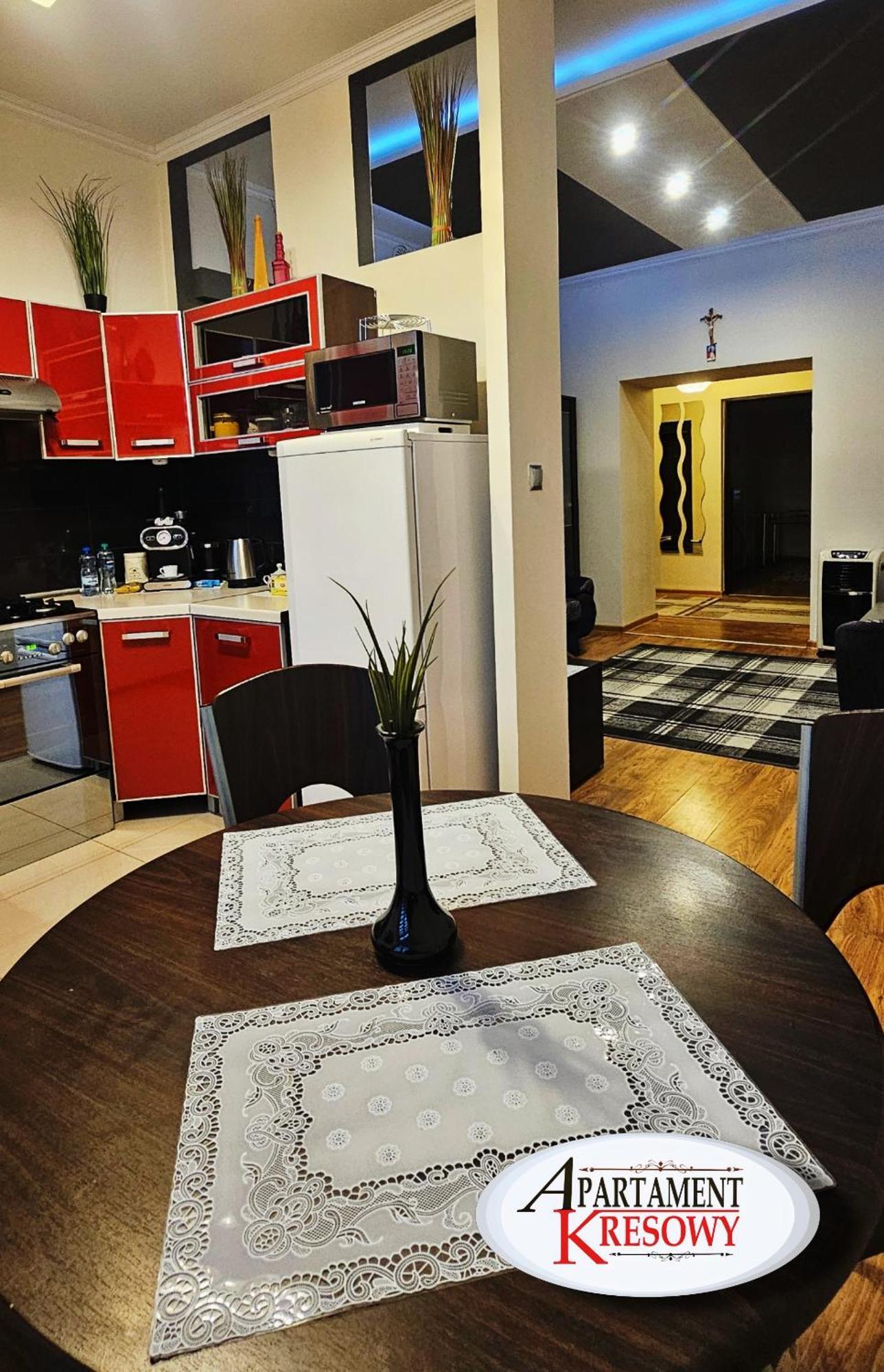 Apartament Kresowy Parter 3 Pokoje Duza Lazienka Kabino-Wanna Spa Wi Fi Ekspres 2X Smart Tv Antresola Parking Free Plac Zabaw Bilet Na Aquapark 150M W Cenie Hrubieszow Dış mekan fotoğraf